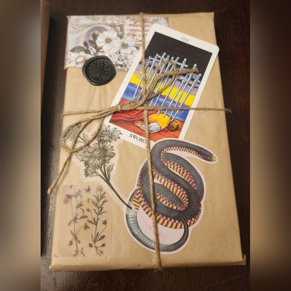 Mystery Book - Picture 3 of 3